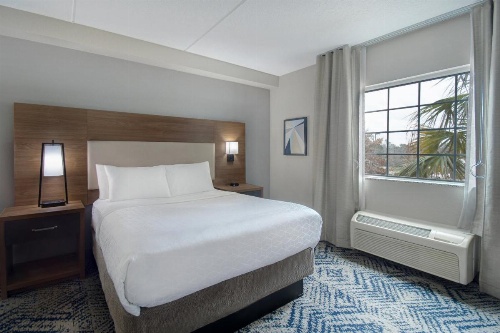 Candlewood Suites Columbia-Ft. Jackson, an IHG Hotel image 37