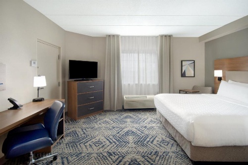 Candlewood Suites Columbia-Ft. Jackson, an IHG Hotel image 40