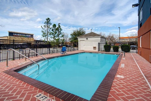 Candlewood Suites Columbia-Ft. Jackson, an IHG Hotel image 8